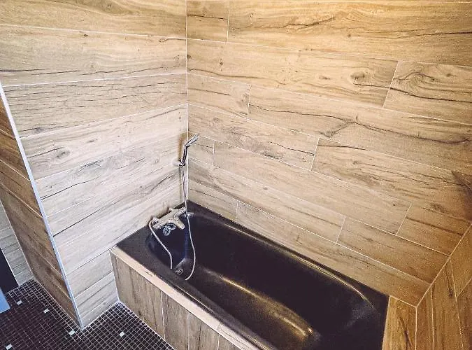 Kombi By Joyca D'hote Épinal